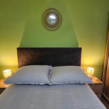 Mexicana Yellow Appartement